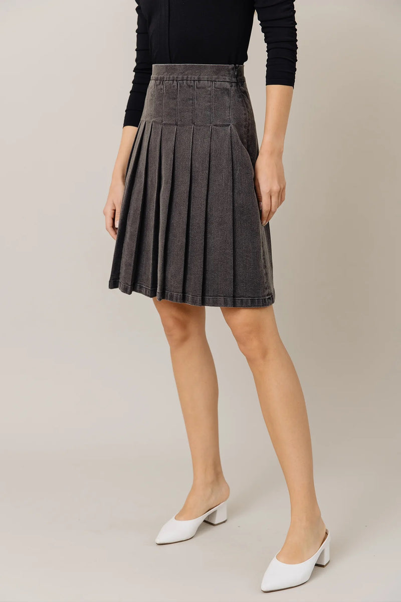 Denim Pleat Lght Blk Wash