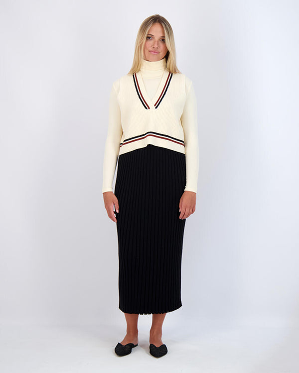 Knit Pleated Skirt Black